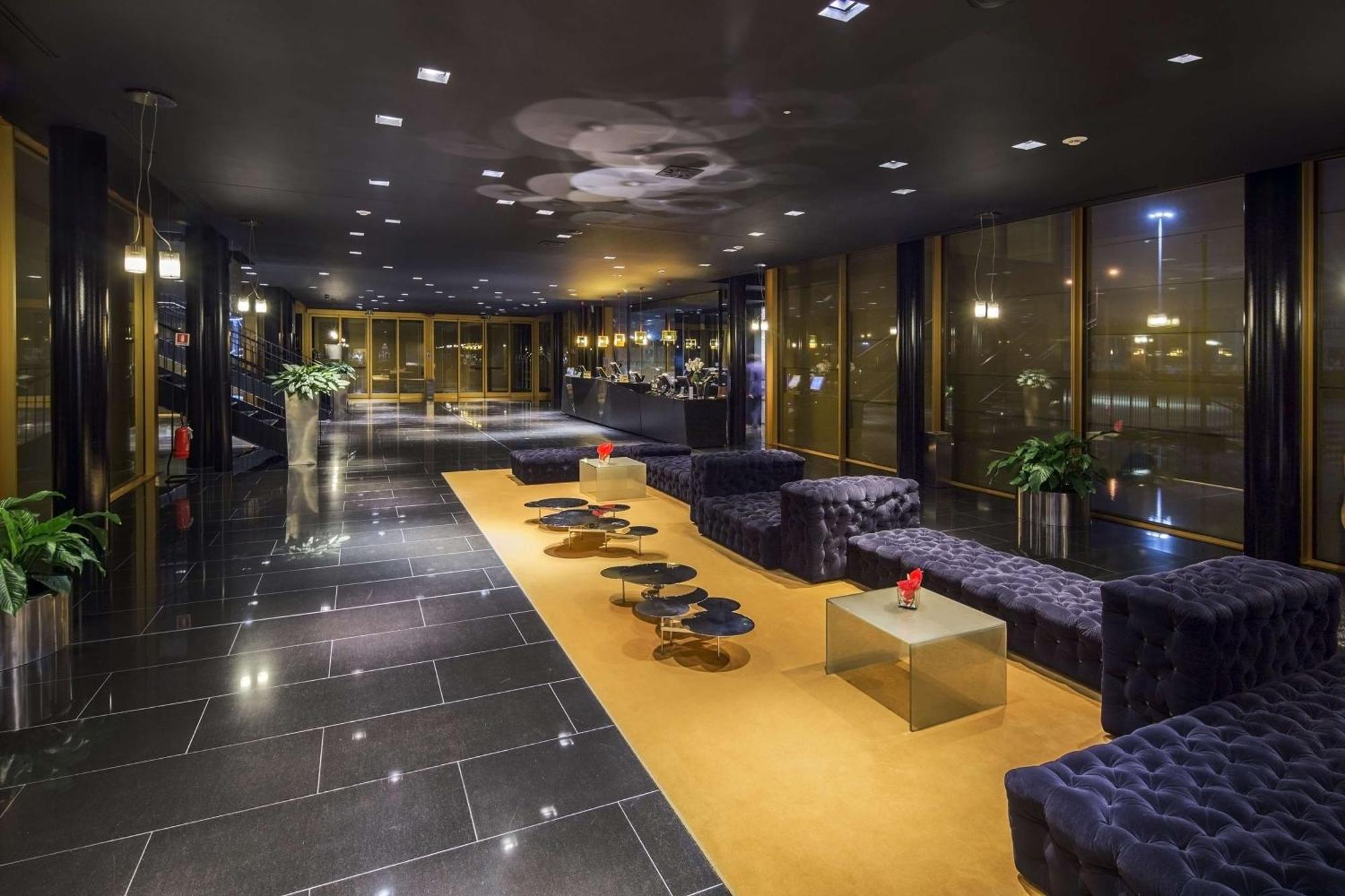 Hotel NH Milano Fiera Rho Esterno foto
